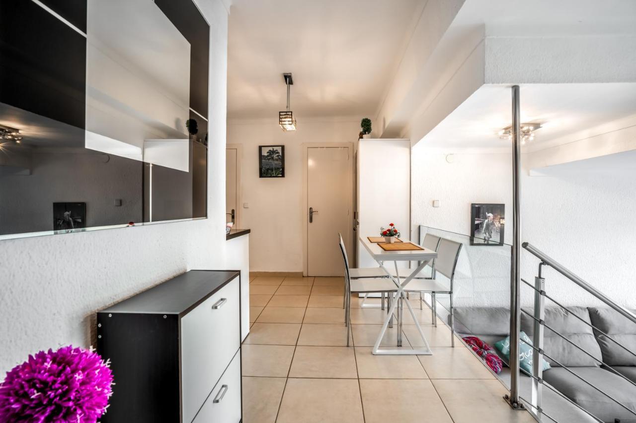 Apartamento Welcs Emp 018 Con Terraza Frente Al Mar Apartment Empuriabrava Exterior photo